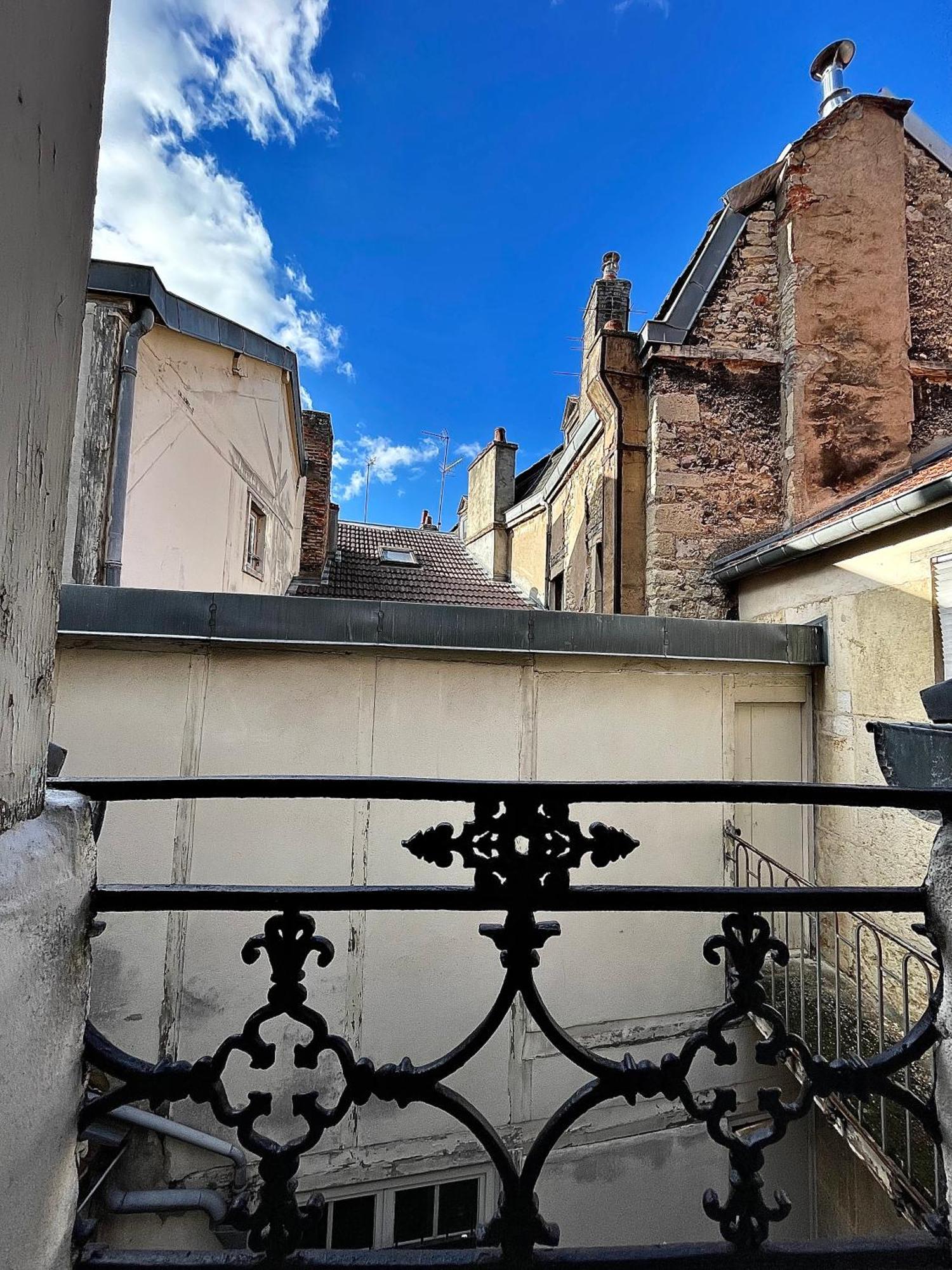 Suite - Le Monge - Dijon Centre Historique Екстер'єр фото